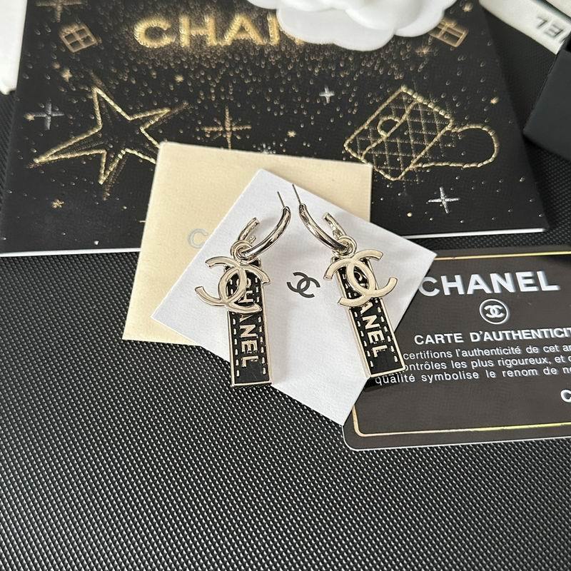 Chanel Earrings 558